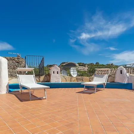 Casa Penthouse * Порто-Ротондо